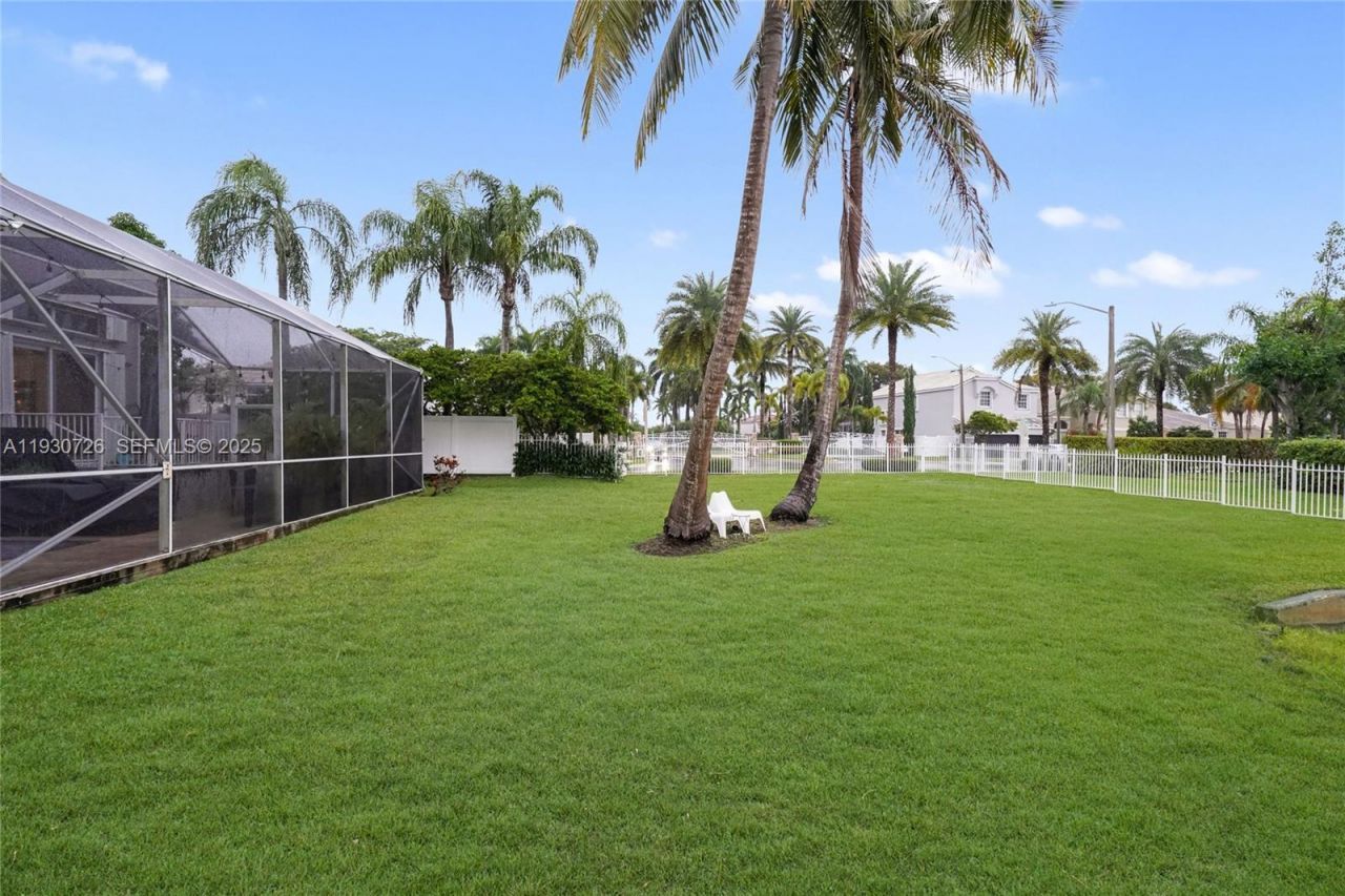 1491 NW 159th Ave, Pembroke Pines, FL 33028 Photo