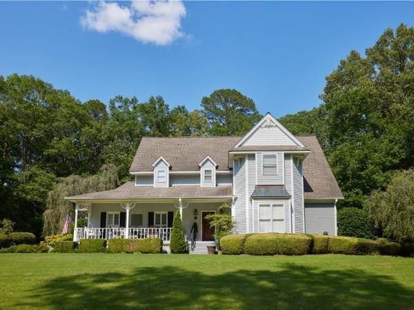 120 Bentley, Tupelo, MS 38804