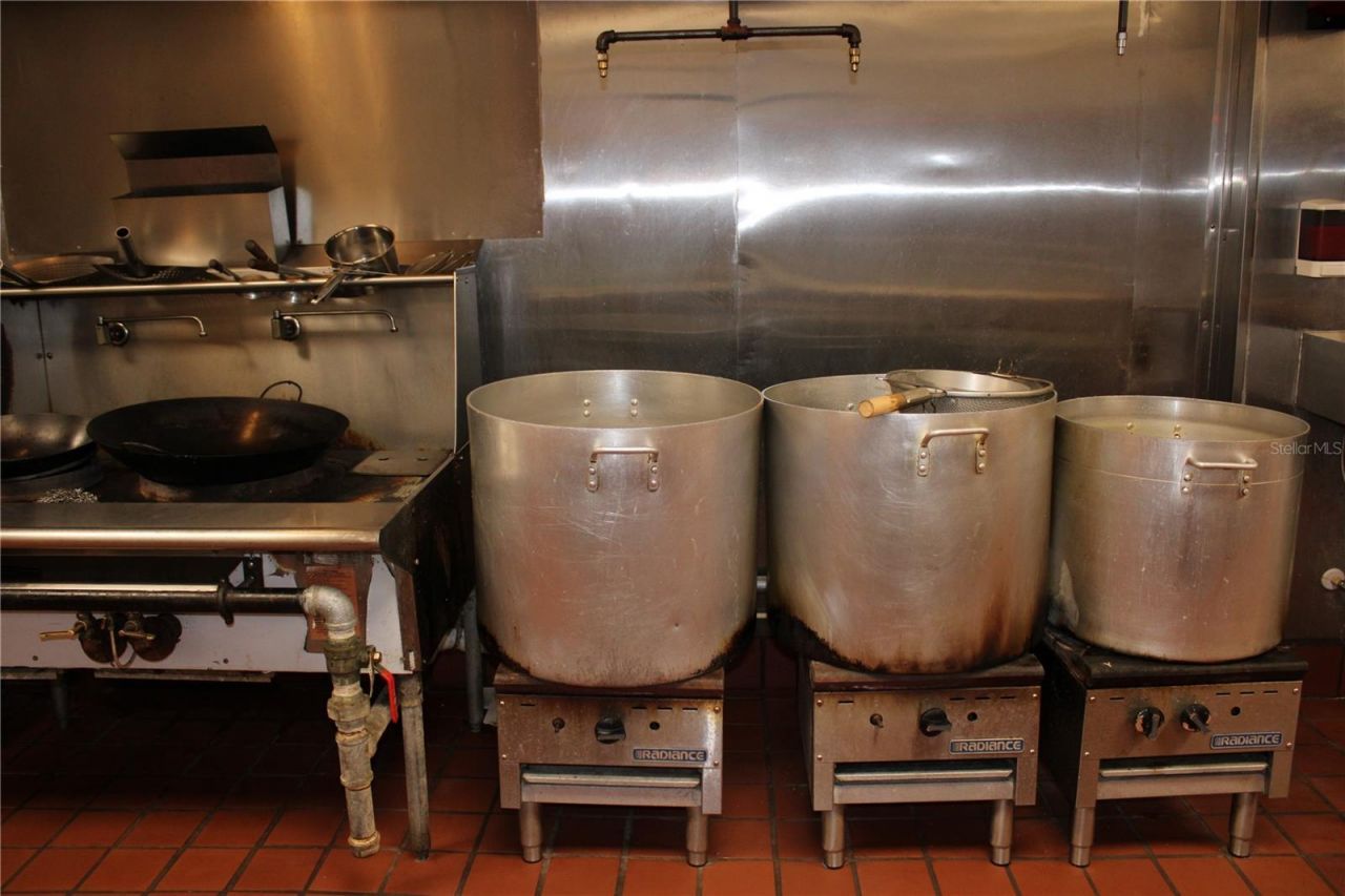 Commercial Way, Spring Hill, FL 34606 Photo