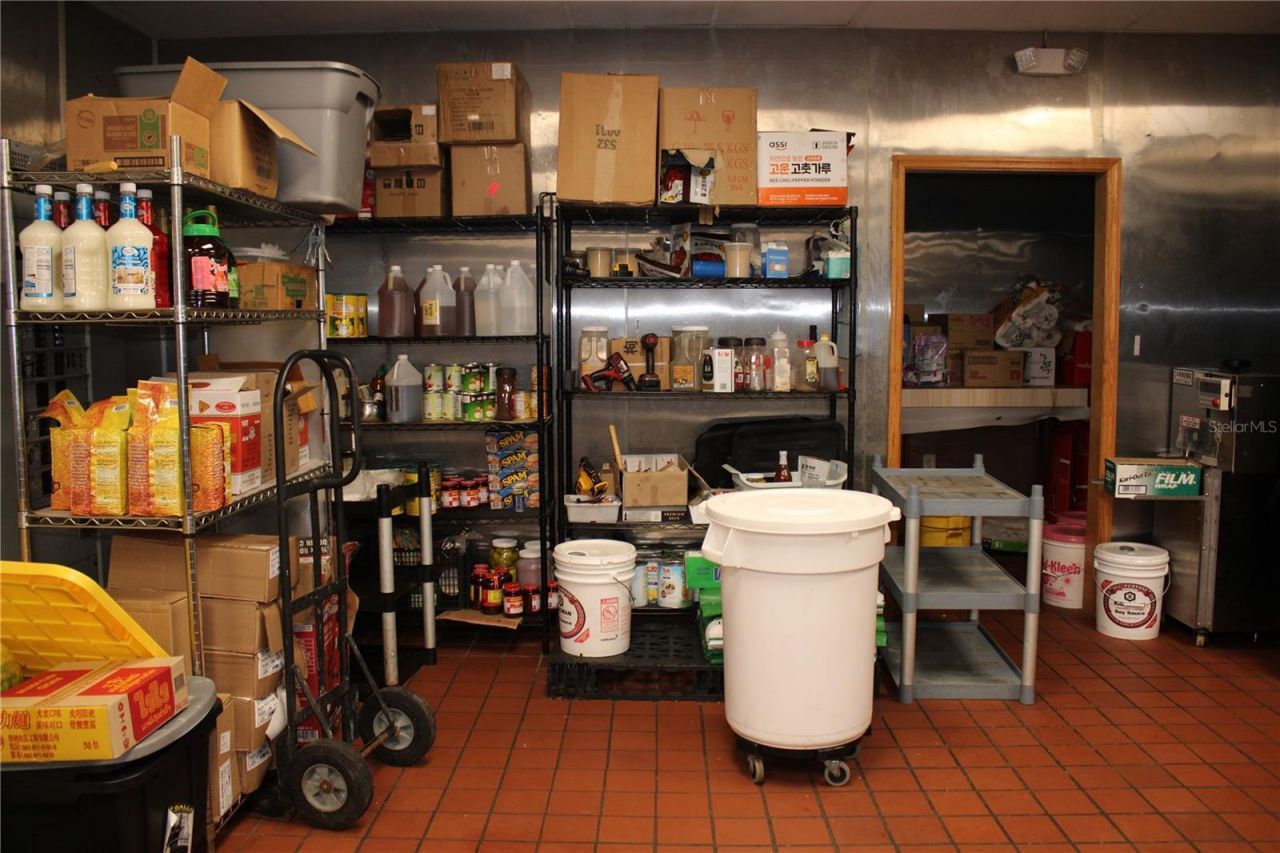 Commercial Way, Spring Hill, FL 34606 Photo