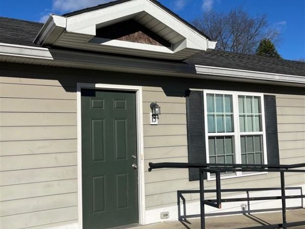 135 Amy Avenue Apartment B, Bowling Green, KY 42101