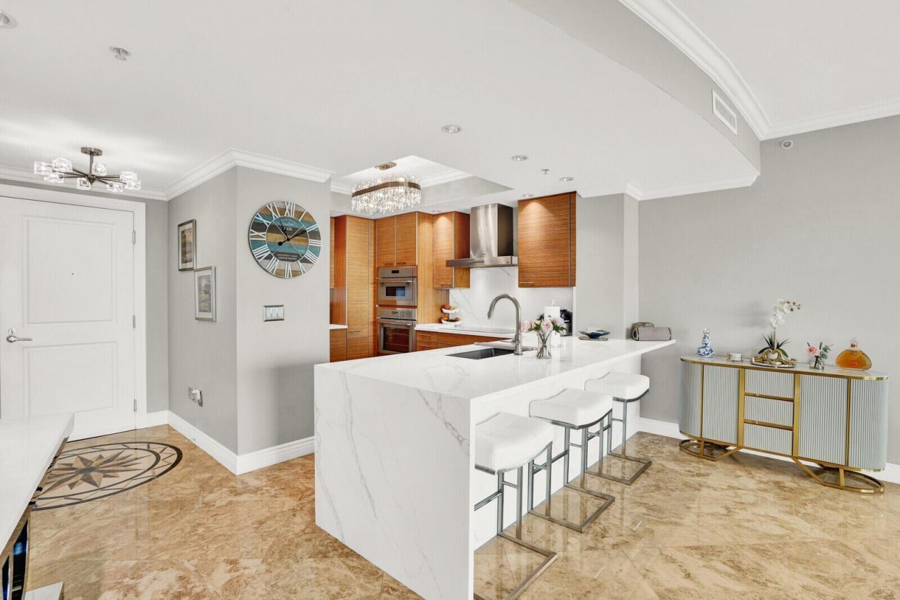 1 N Ocean Boulevard, Unit 814, Pompano Beach, FL 33062 Photo