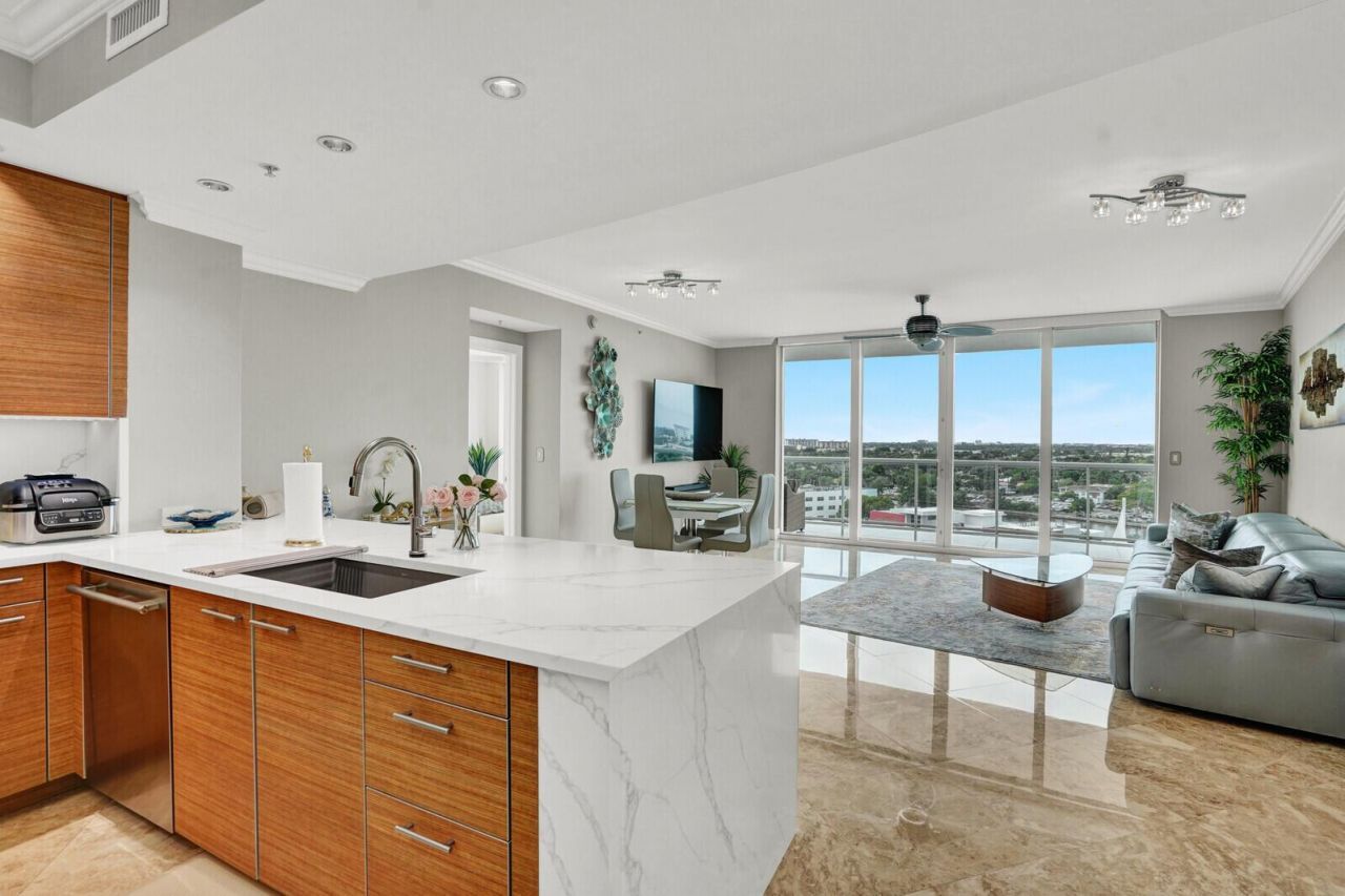 1 N Ocean Boulevard, Unit 814, Pompano Beach, FL 33062 Photo