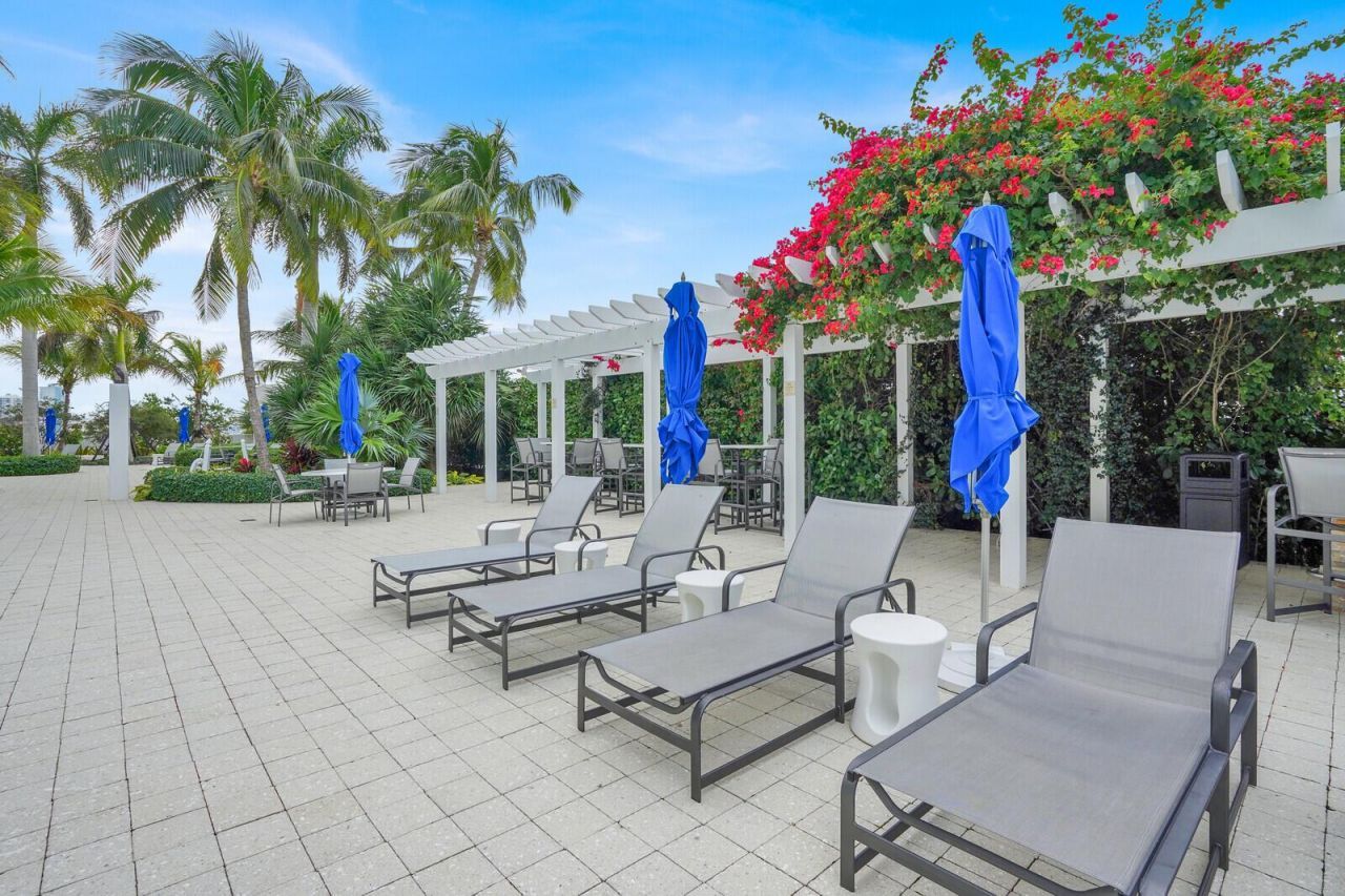 1 N Ocean Boulevard, Unit 814, Pompano Beach, FL 33062 Photo