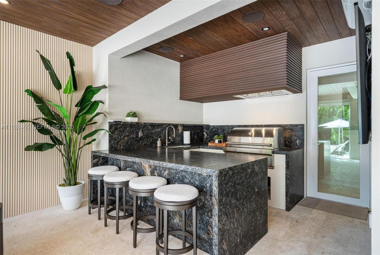 7220 SW 125th St, Pinecrest, FL 33156 Photo