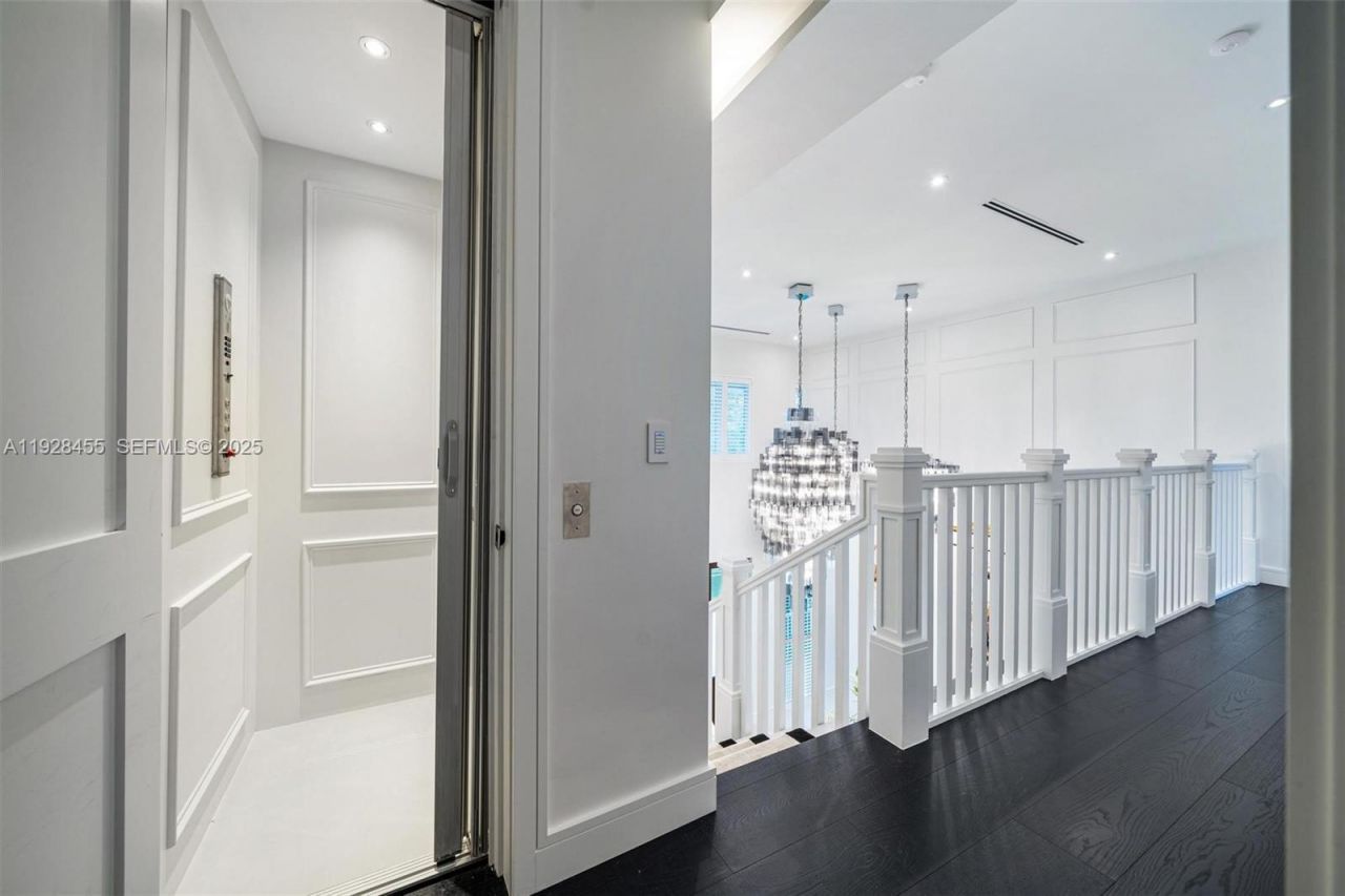 7220 SW 125th St, Pinecrest, FL 33156 Photo