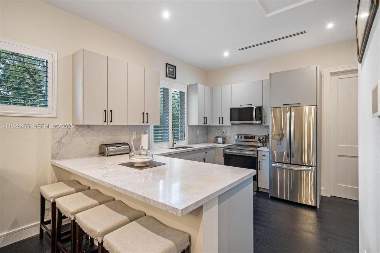 7220 SW 125th St, Pinecrest, FL 33156 Photo