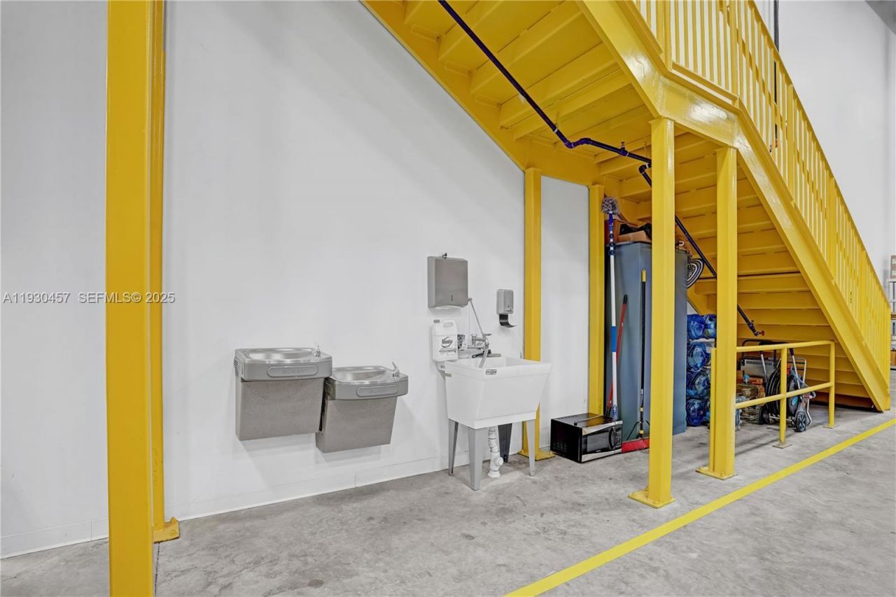 4774 S Jenkins Rd, Fort Pierce, FL 34981 Photo