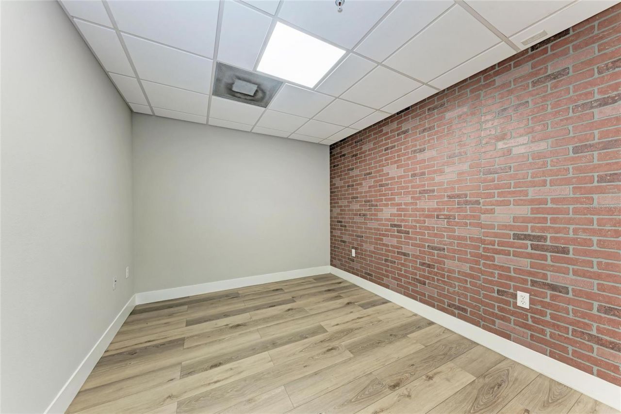 6640 26th Court E, Sarasota, FL 34243 Photo