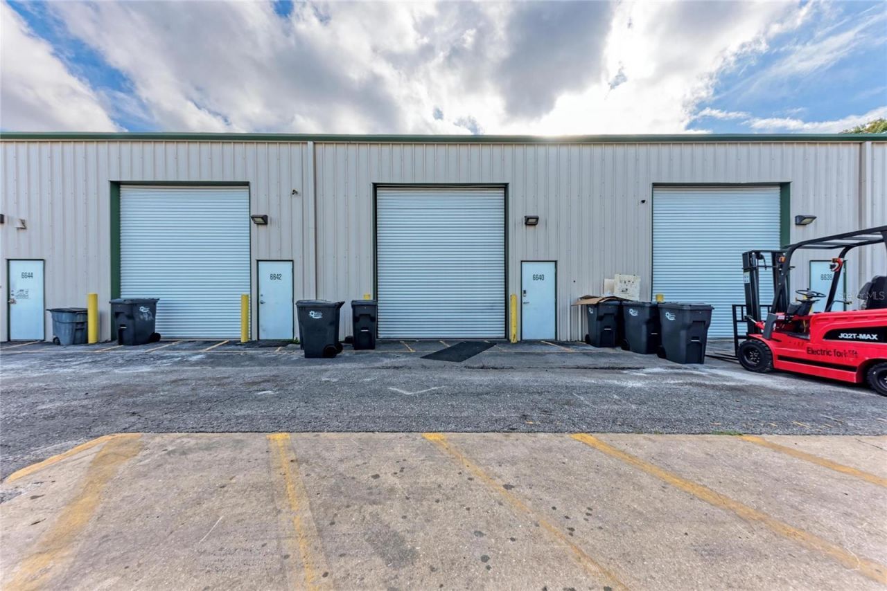 6640 26th Court E, Sarasota, FL 34243 Photo