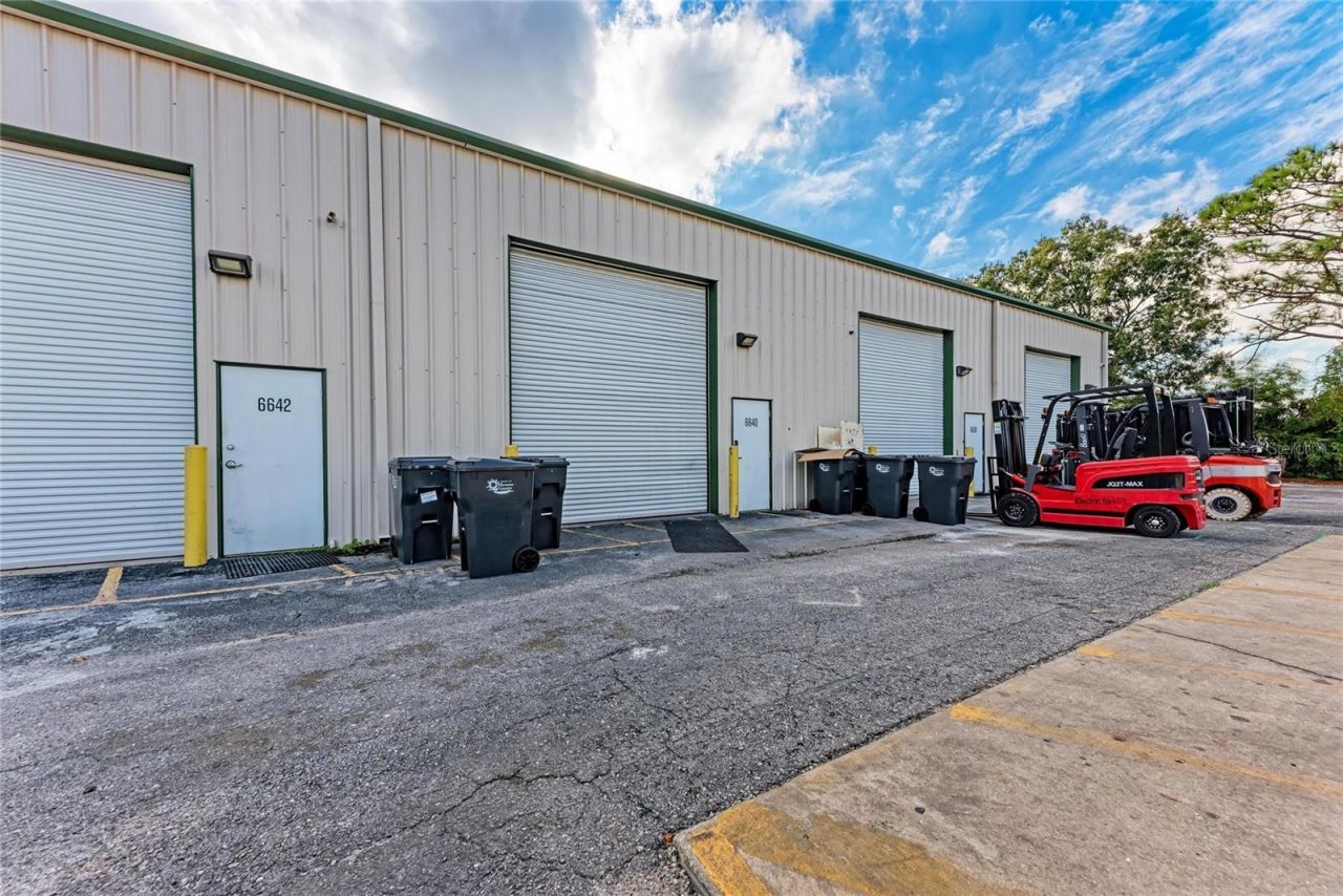 6640 26th Court E, Sarasota, FL 34243 Photo