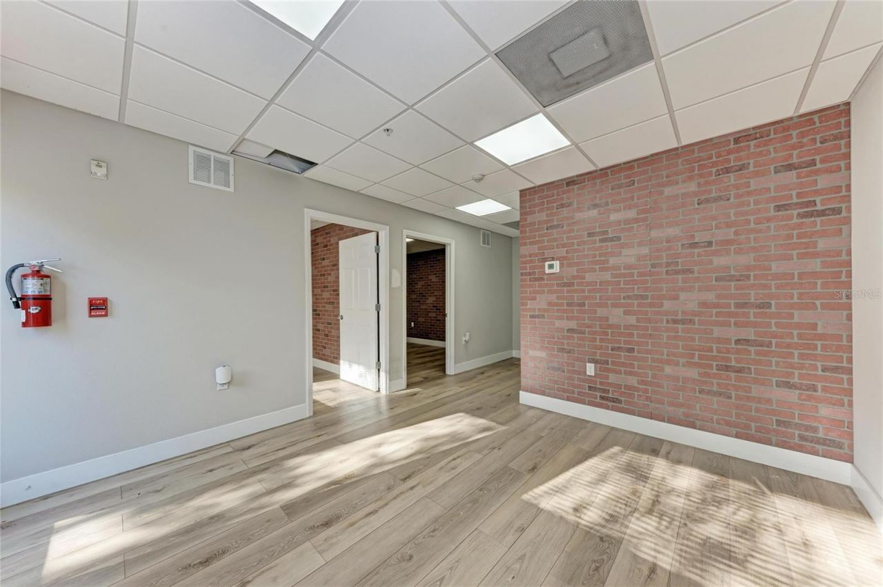 6640 26th Court E, Sarasota, FL 34243 Photo