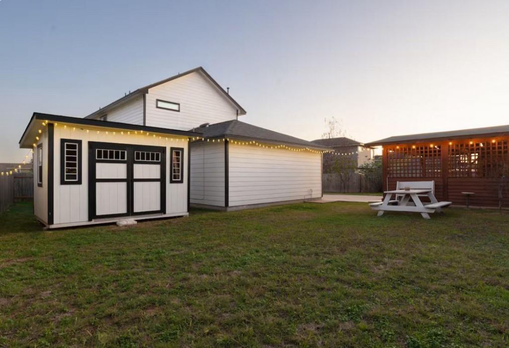 2340 Bluffstone Dr, Round Rock, TX 78665 Main Photo