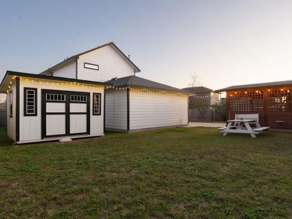 2340 Bluffstone DR, Round Rock, TX 78665