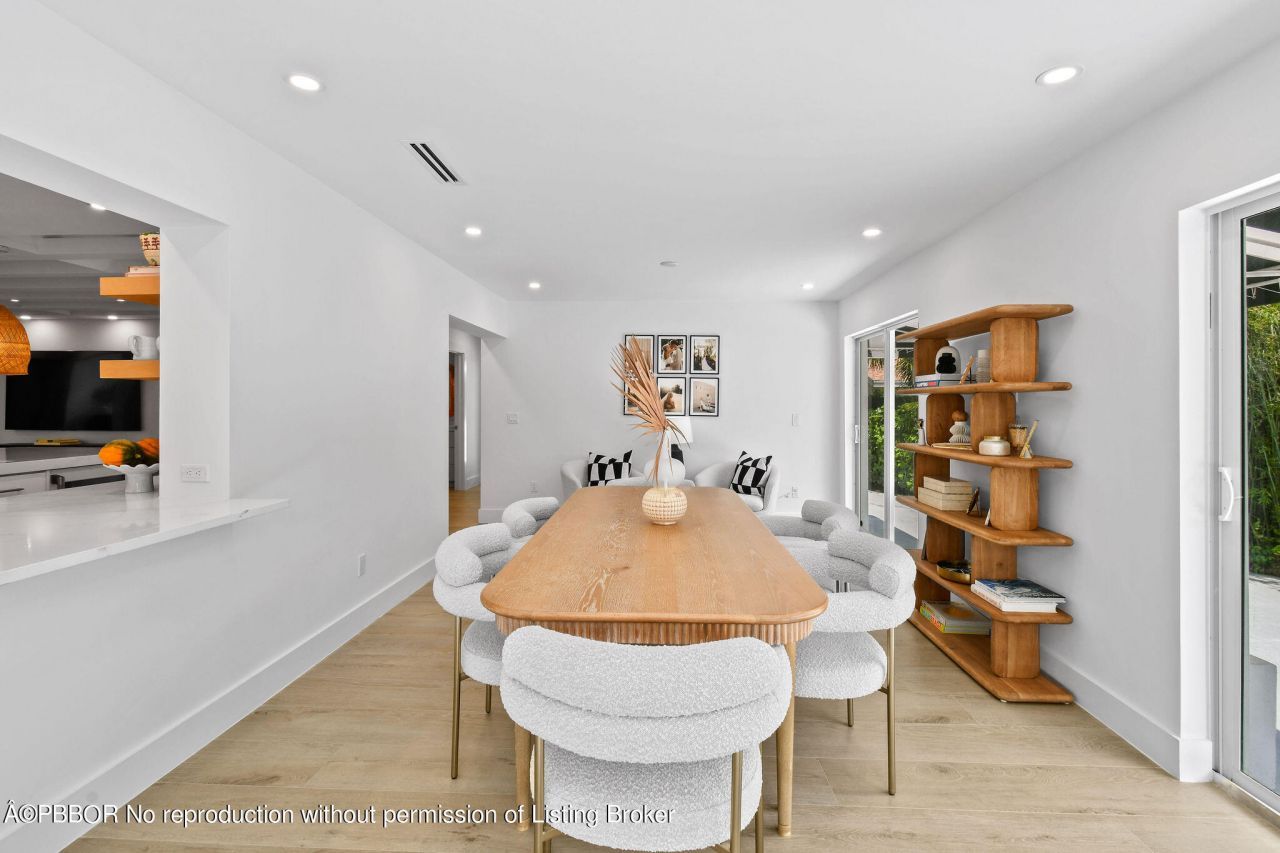 7710 W Lake Drive, Lake Clarke Shores, FL 33406 Photo