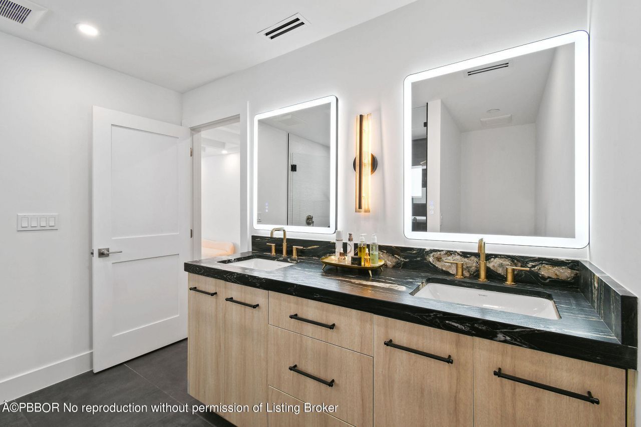 7710 W Lake Drive, Lake Clarke Shores, FL 33406 Photo