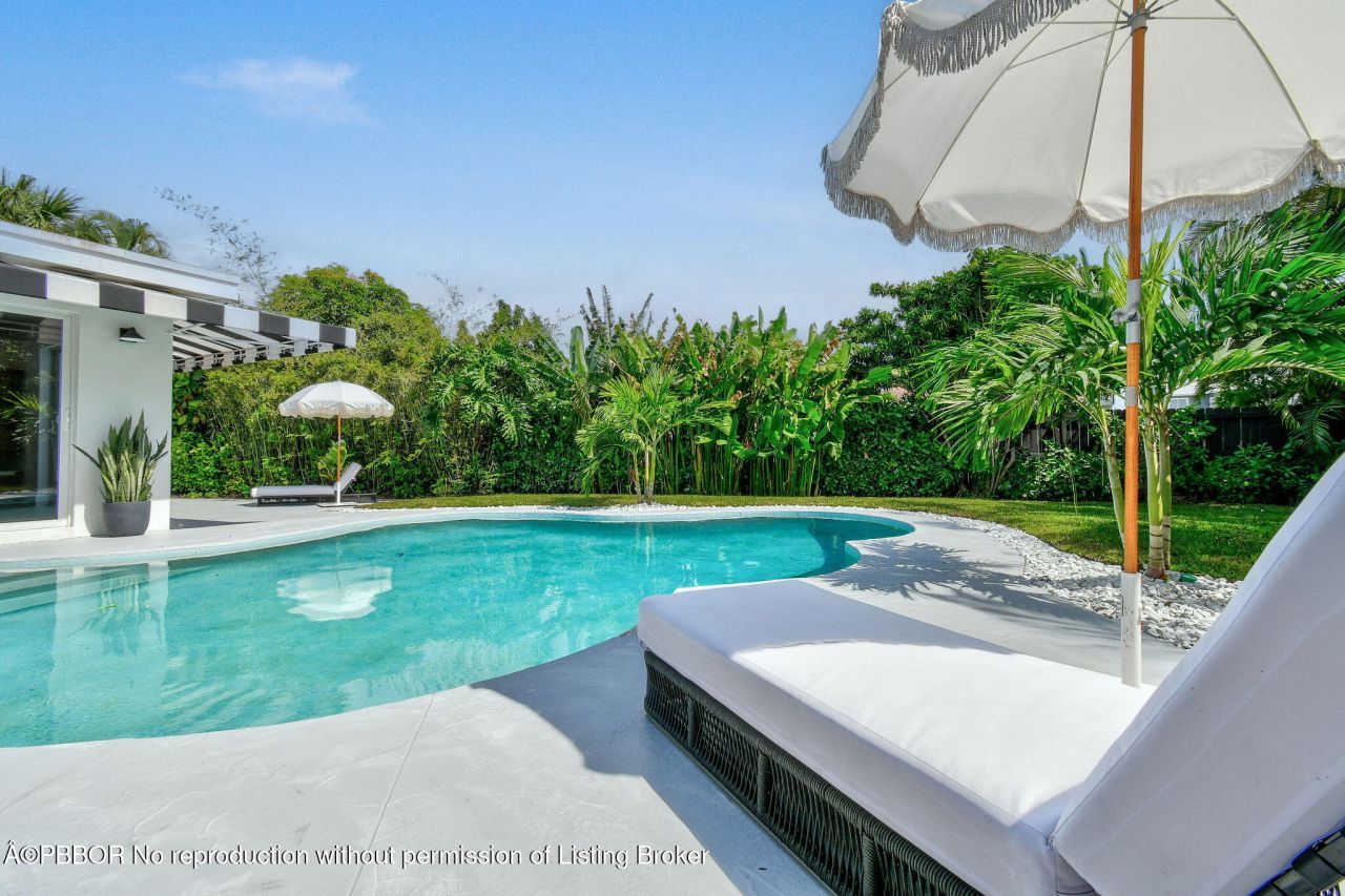 7710 W Lake Drive, Lake Clarke Shores, FL 33406 Photo