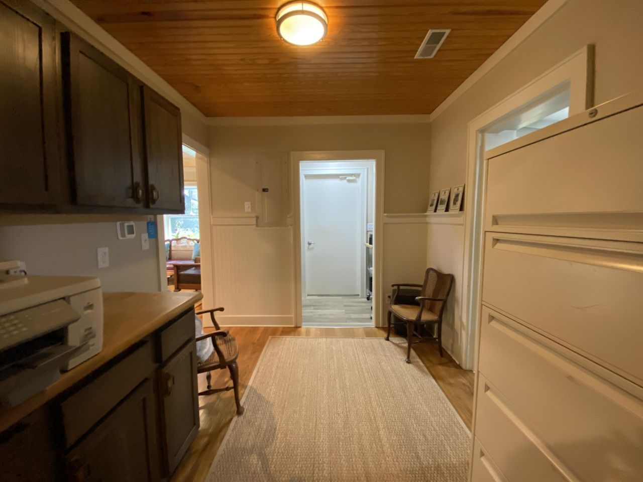 814 N Cedar Street Photo 16