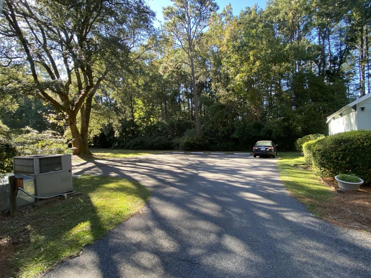 814 N Cedar Street Photo 4