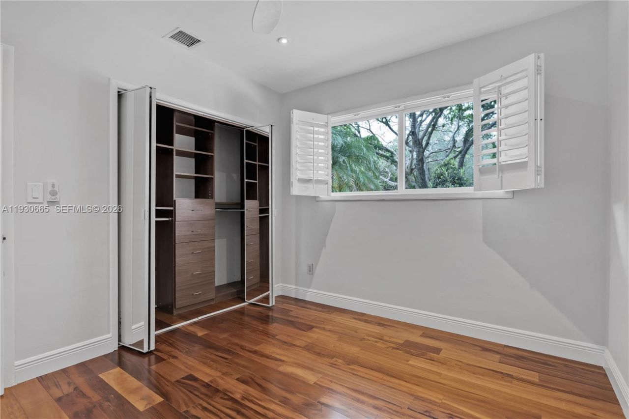 6601 SW 124th St, Pinecrest, FL 33156 Photo