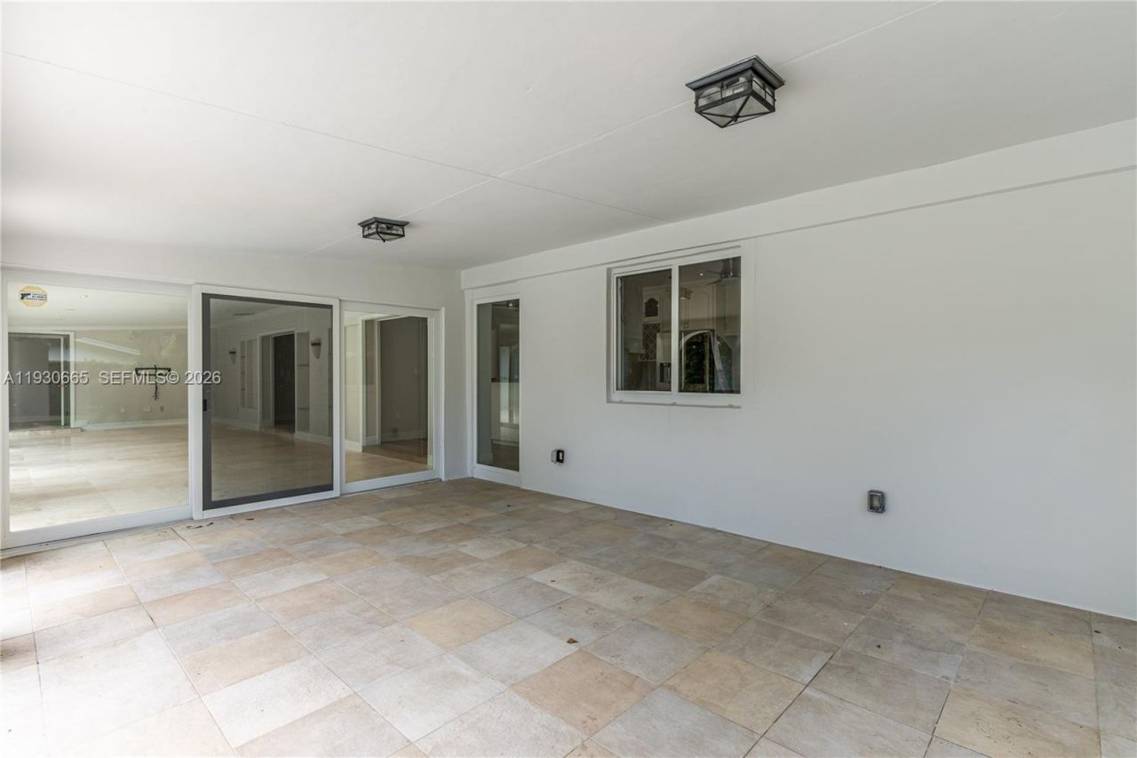 6601 SW 124th St, Pinecrest, FL 33156 Photo