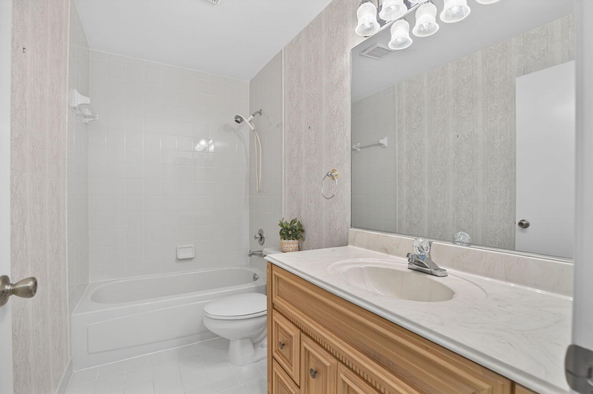 10819 SE Sea Pines Circle, Hobe Sound, FL 33455 Photo