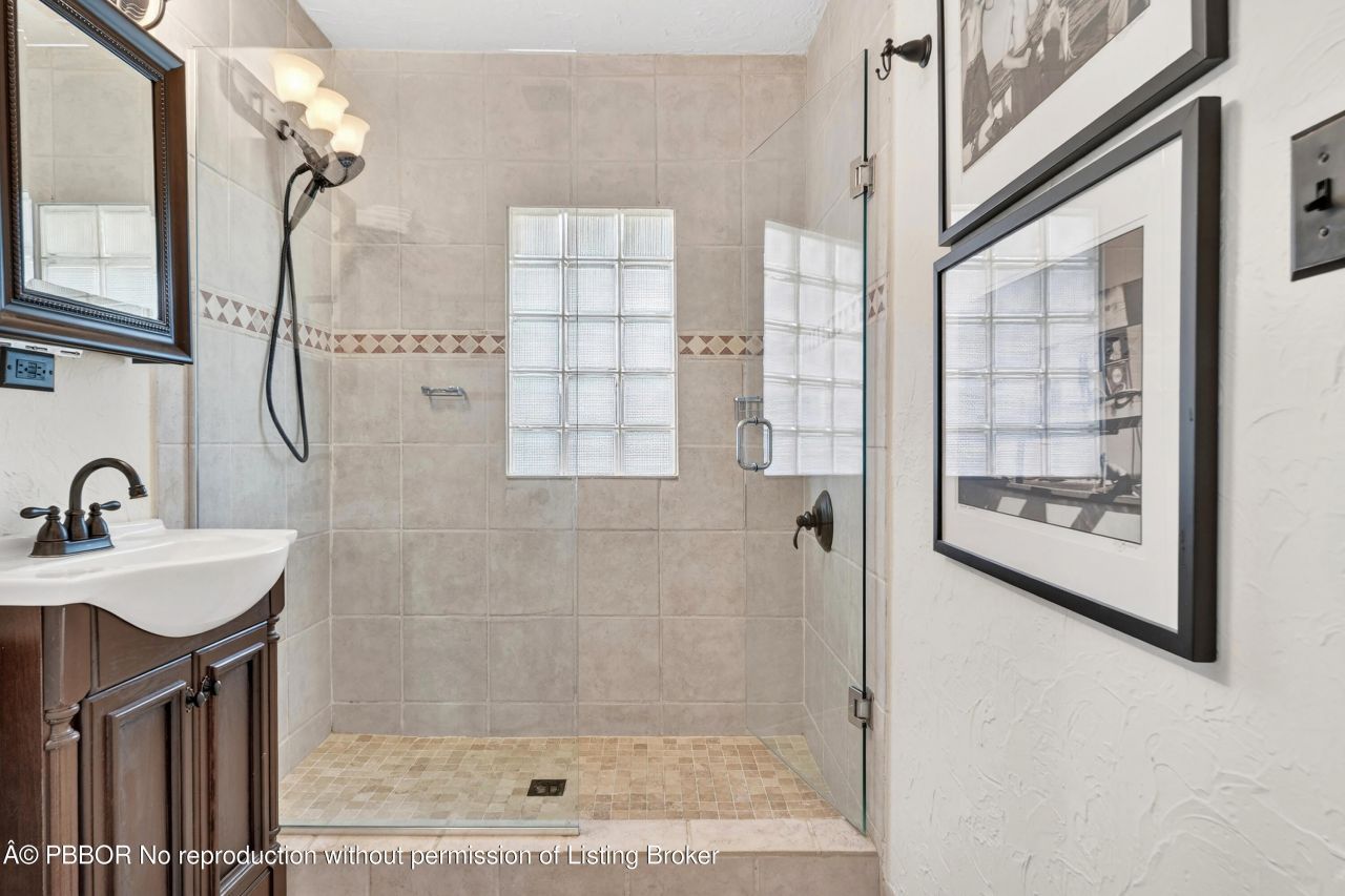 348 Plymouth Road, West Palm Beach, FL 33405 Photo