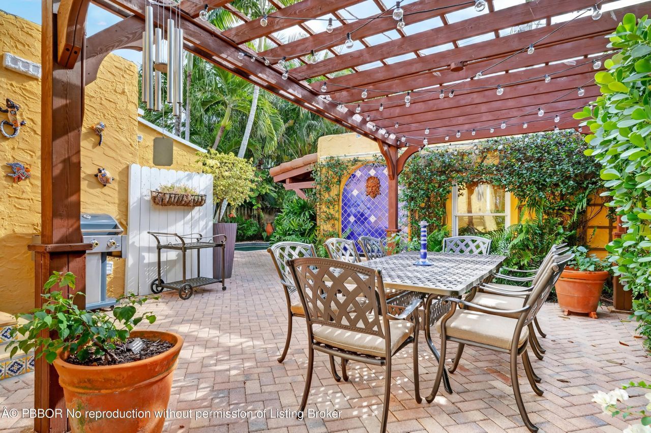 348 Plymouth Road, West Palm Beach, FL 33405 Photo