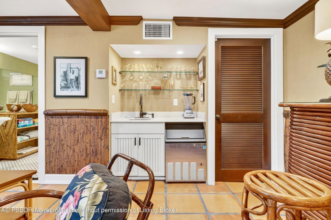 348 Plymouth Road, West Palm Beach, FL 33405 Photo