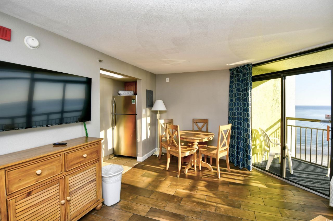 6804 N Ocean Blvd. Photo 8