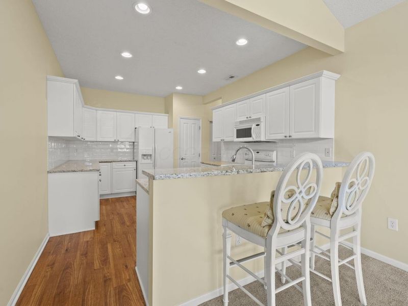 4189 Waterside Place, Unit 9, Grove City, OH 43123 Photo 3