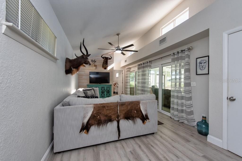 515 Dora Drive, Clearwater, FL 33765 Photo