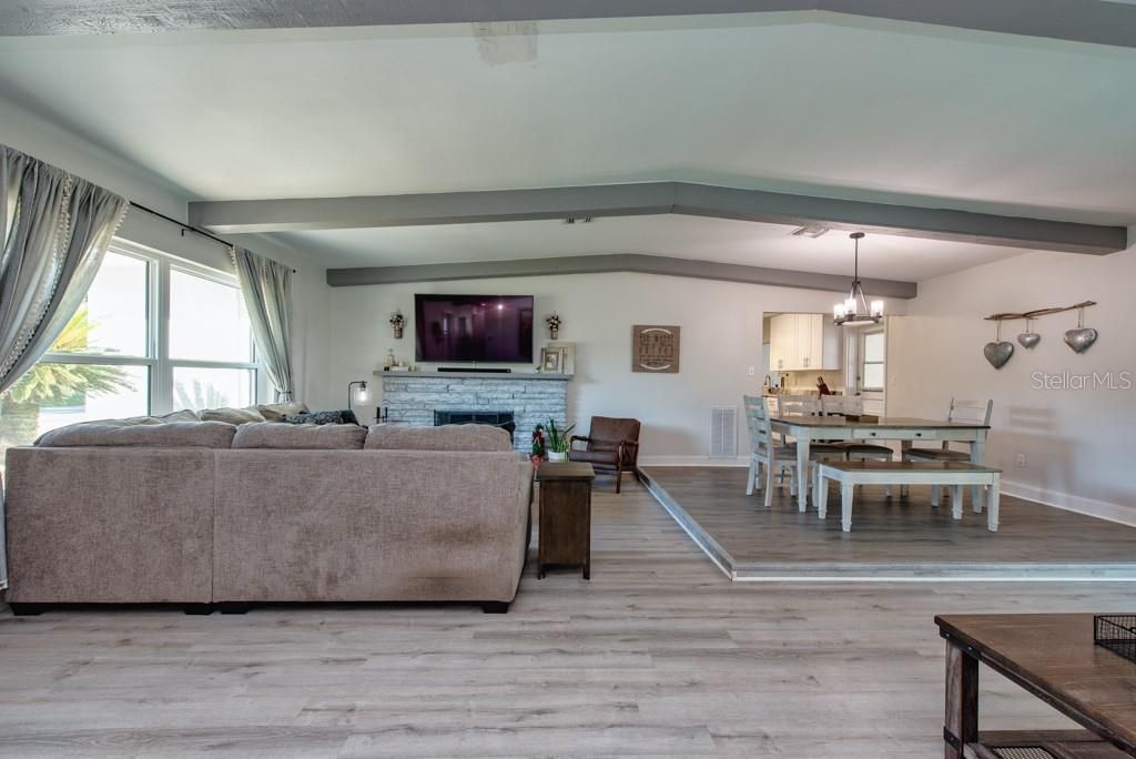 515 Dora Drive, Clearwater, FL 33765 Photo