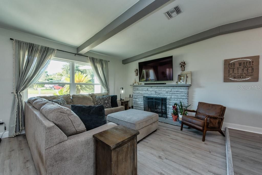 515 Dora Drive, Clearwater, FL 33765 Photo