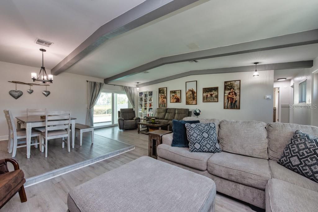 515 Dora Drive, Clearwater, FL 33765 Photo