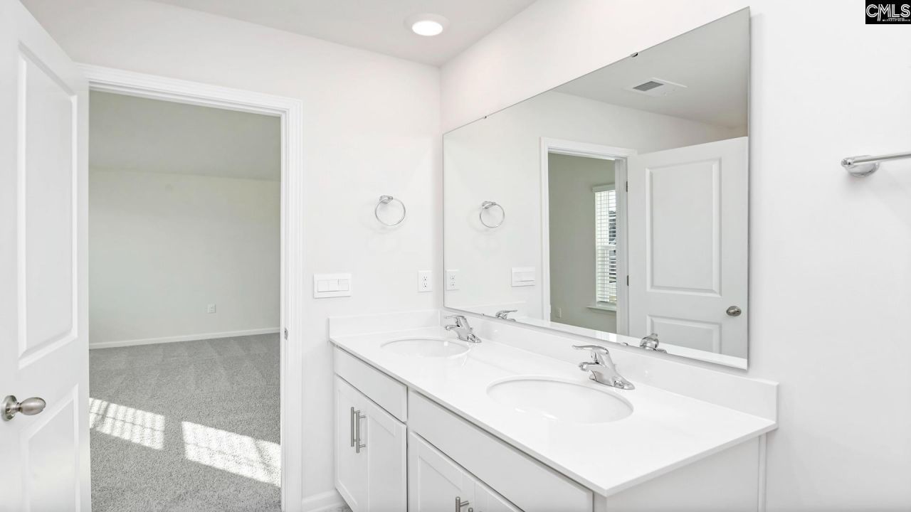 426 Wisteria Walk Way Photo 23