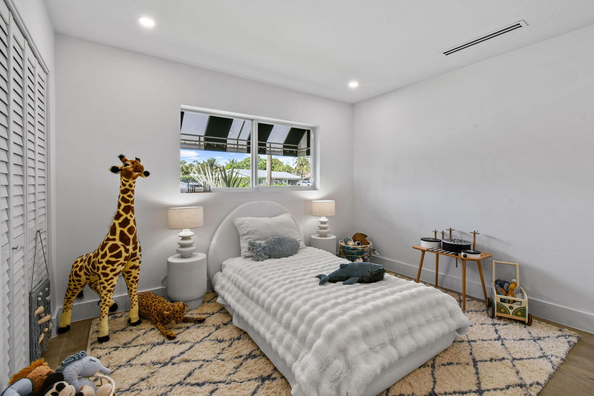 7710 W Lake Drive, Lake Clarke Shores, FL 33406 Photo