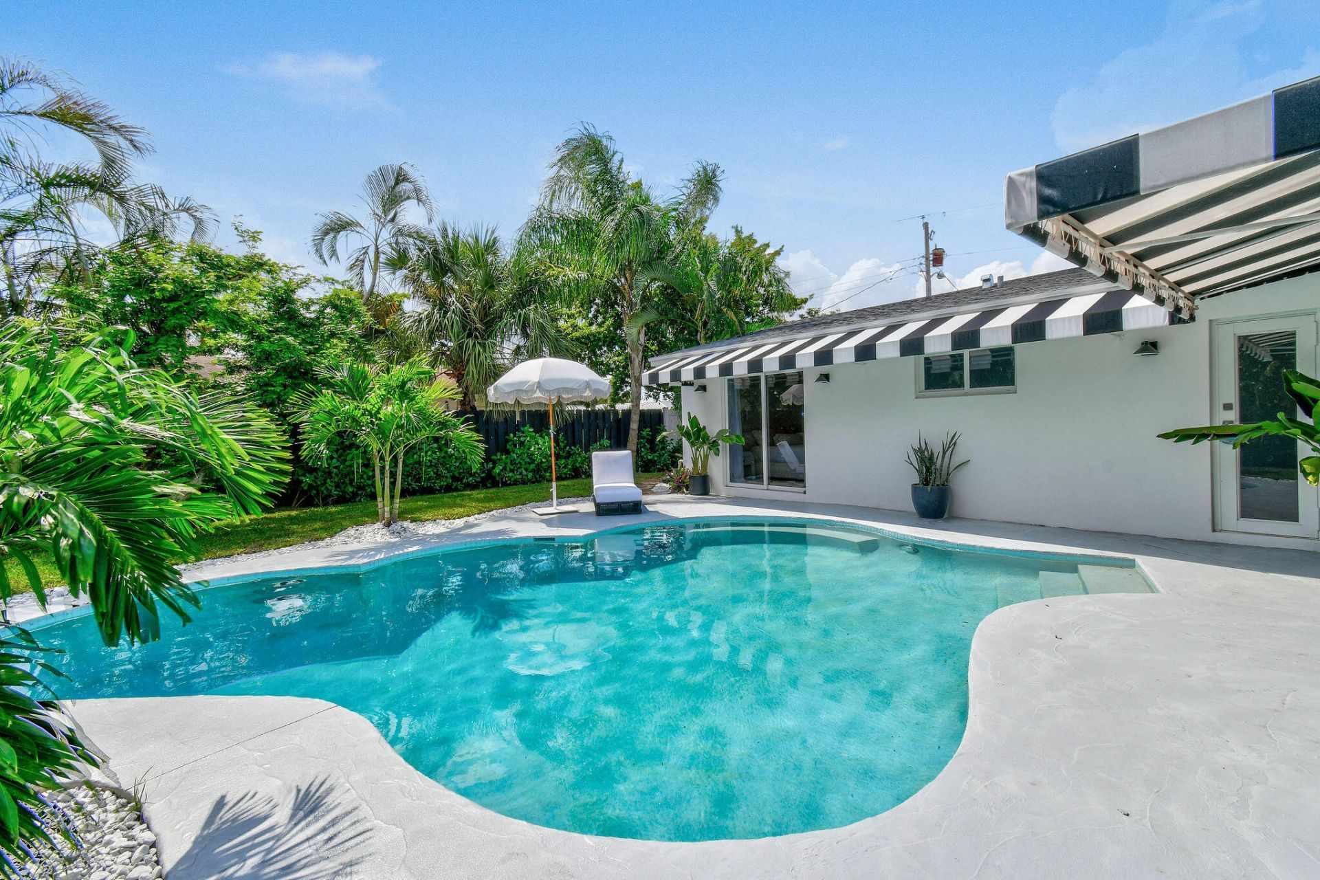 7710 W Lake Drive, Lake Clarke Shores, FL 33406 Photo