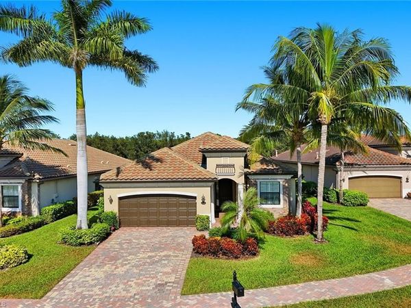 2906 Aviamar CIR, NAPLES, FL 34114