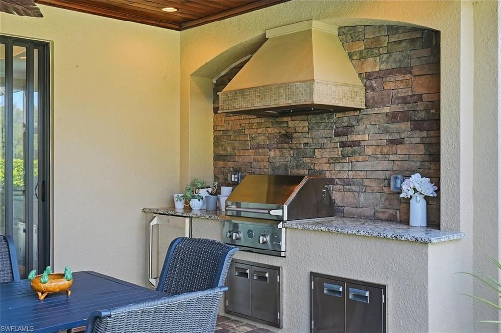 2906 Aviamar Cir, Naples, FL 34114 Photo