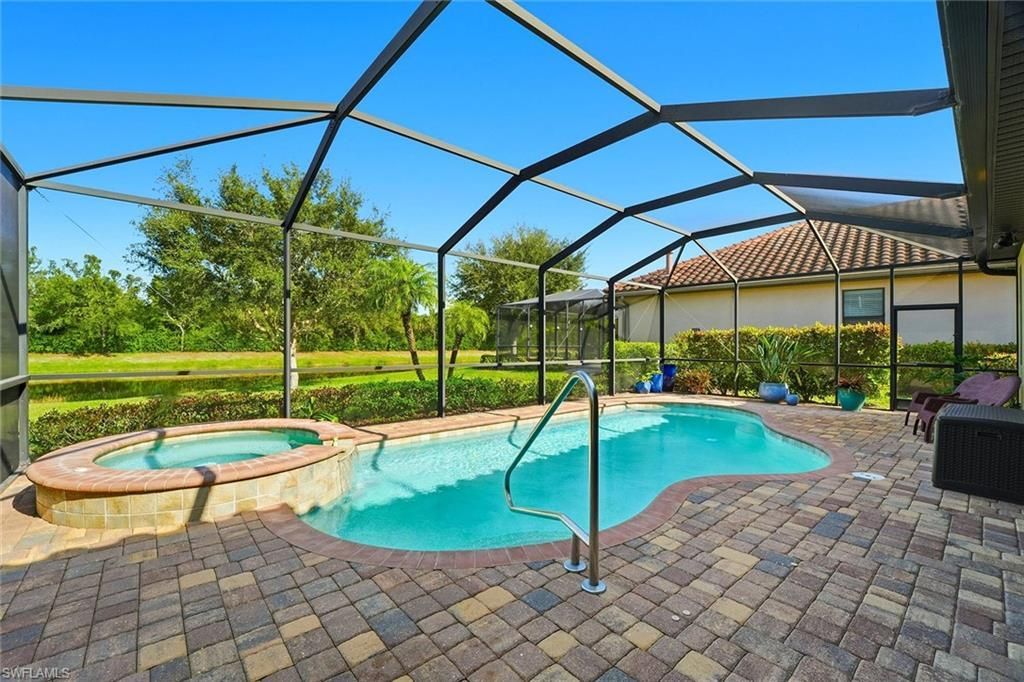 2906 Aviamar Cir, Naples, FL 34114 Photo