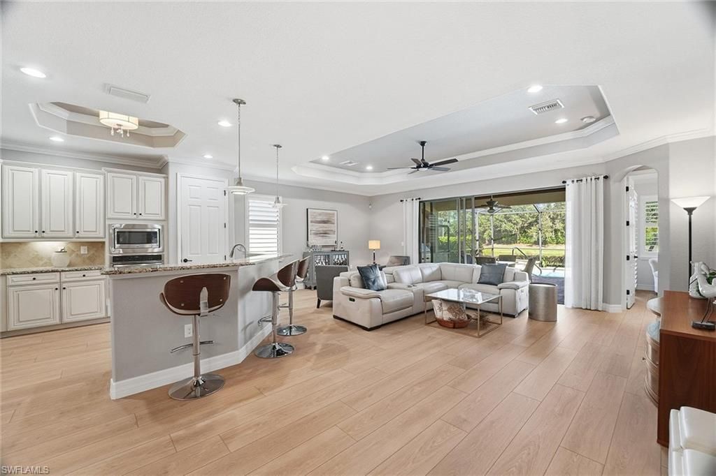 2906 Aviamar Cir, Naples, FL 34114 Photo
