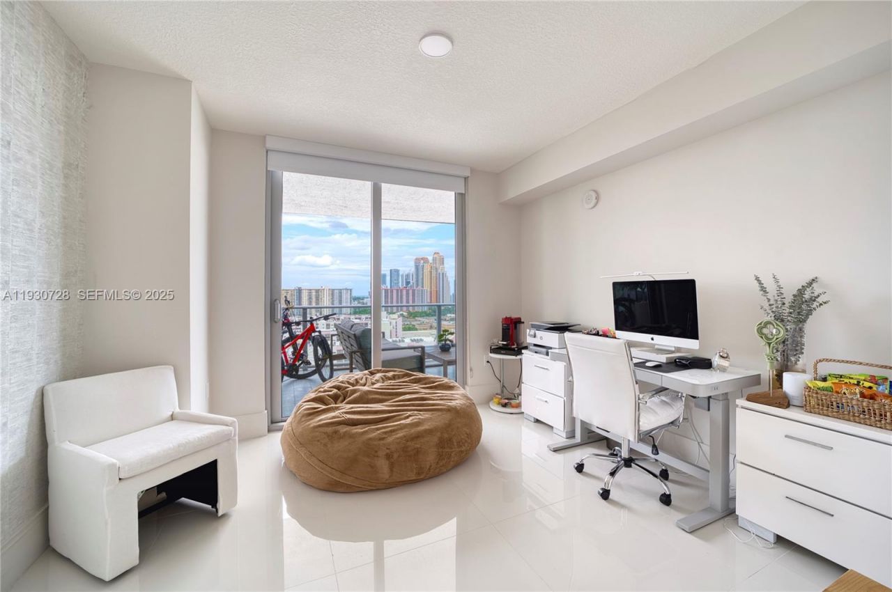 300 Sunny Isles Blvd, Unit 4-1701, Sunny Isles Beach, FL 33160 Photo