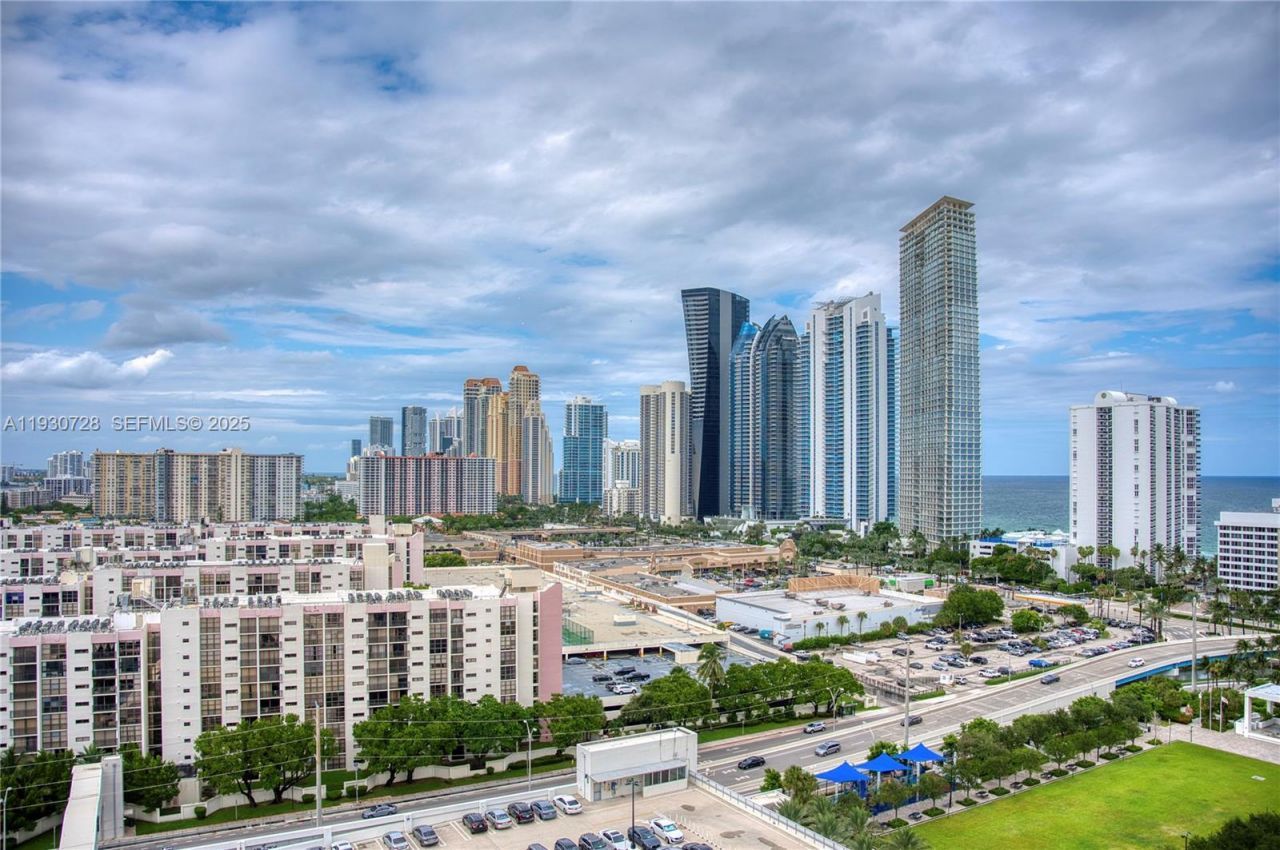 300 Sunny Isles Blvd, Unit 4-1701, Sunny Isles Beach, FL 33160 Photo