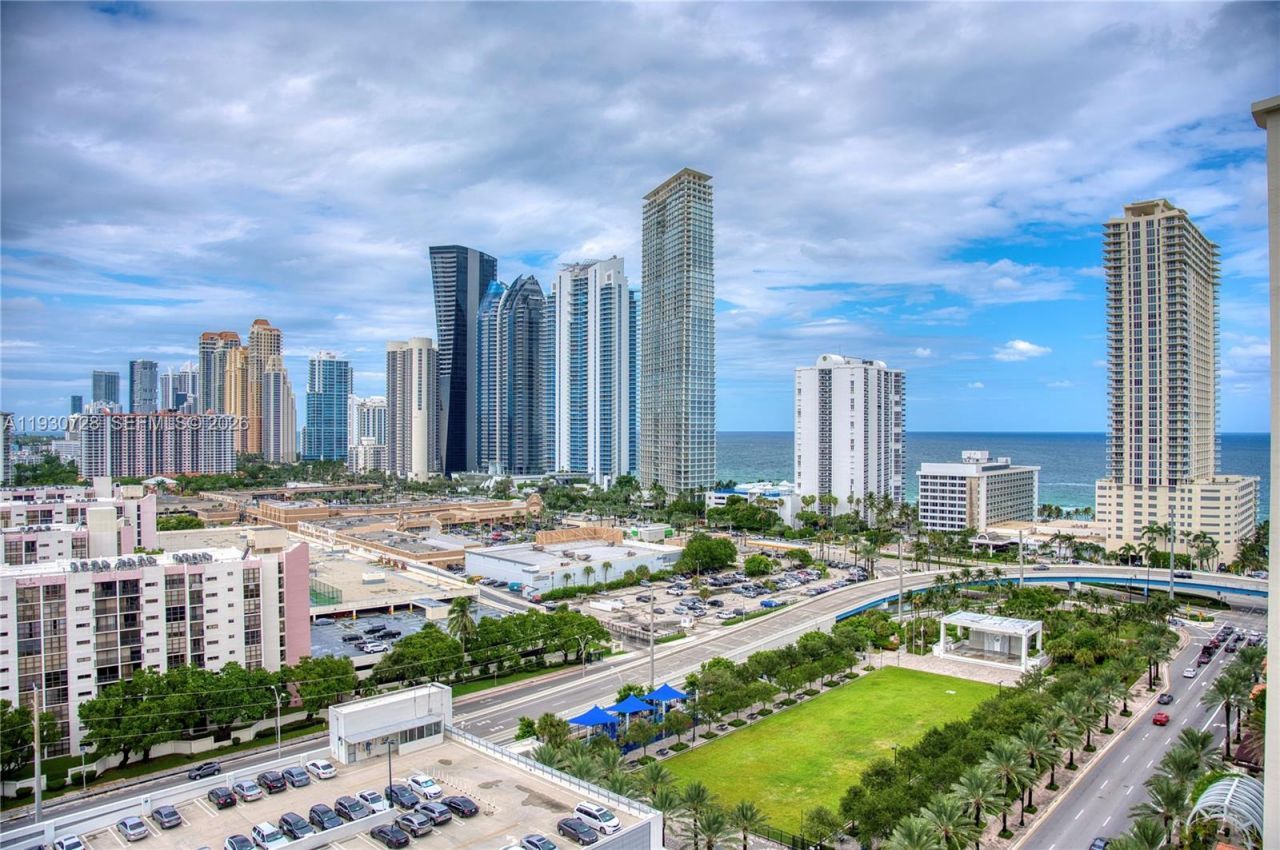300 Sunny Isles Blvd, Unit 4-1701, Sunny Isles Beach, FL 33160 Photo