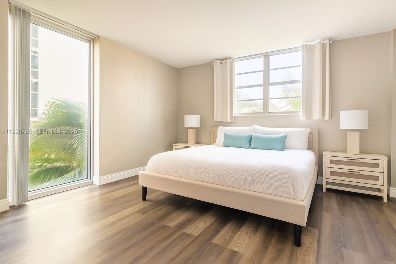 4001 S Ocean Dr, Unit 3R, Hollywood, FL 33019 Photo