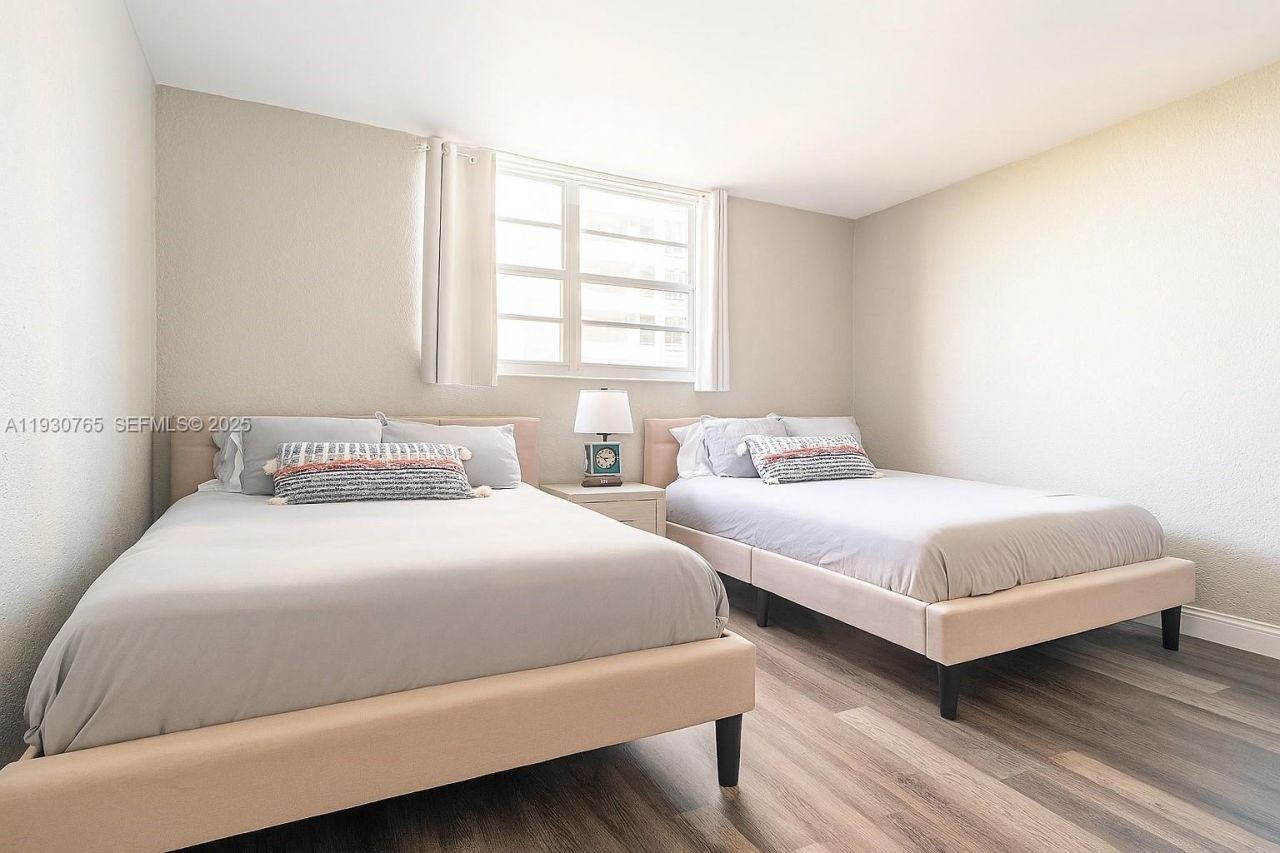 4001 S Ocean Dr, Unit 3R, Hollywood, FL 33019 Photo