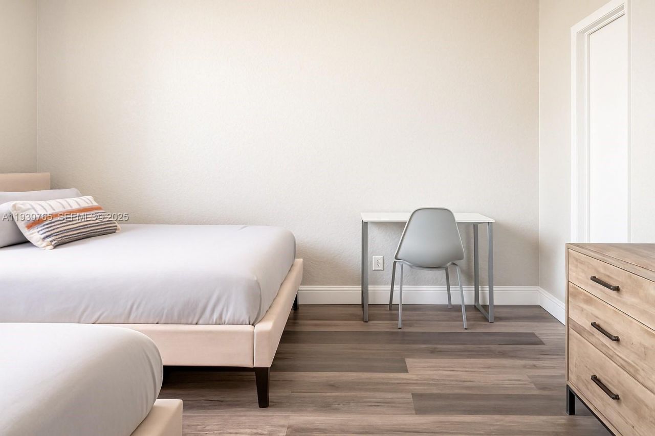 4001 S Ocean Dr, Unit 3R, Hollywood, FL 33019 Photo