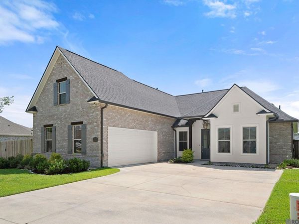 13337 Belle Prairie Dr, Geismar, LA 70734