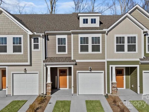 33 Moon Haven Way, Arden, NC 28704